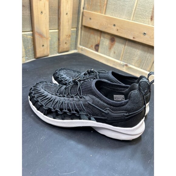 Keen Womens UNEEK Black Sneaker Sandal Size 8 With Eco Anti-Odor Footbed - Picture 7 of 10